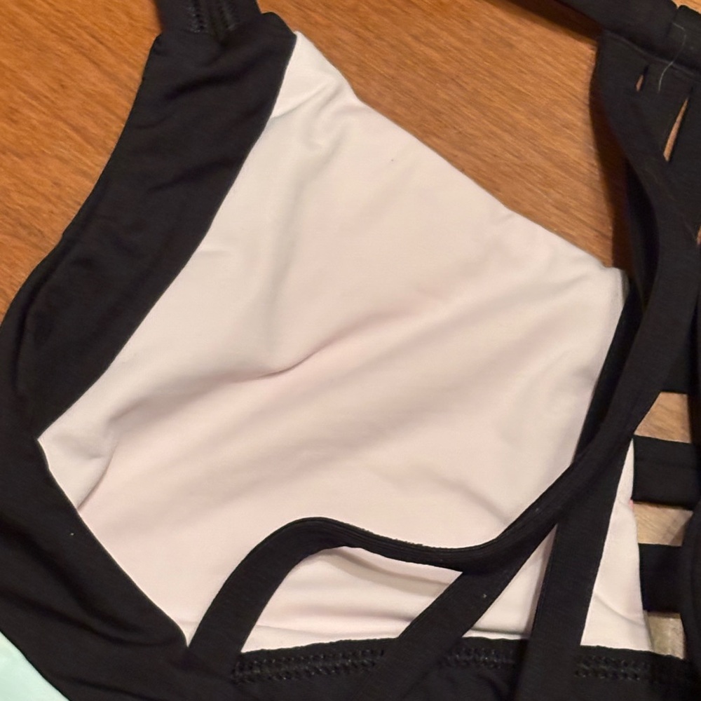 PINK Victoria's Secret Ultimate Pink and Black Sports Bra S/P Unlined - Picture 8 of 9
